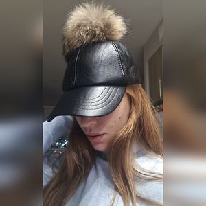 Baseball cap with fur